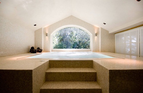 Griante Villa | Large Lake Como Villa with 7 + Bedrooms