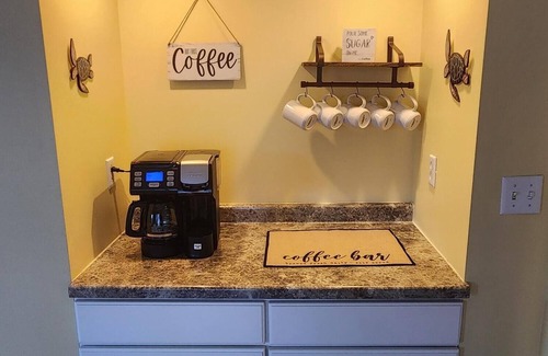 Marion House | Large Lake front, split level home. Sleeps 18, fully remodeled & coffee bar.