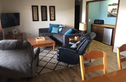 Nisswa House | Large Lake House With Sugar Sand Beach!