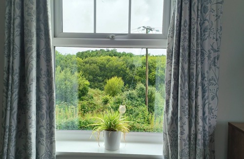 Barnstaple House | Large, light and airy room with kingsize bed & lovely views of the countryside.