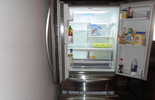 Boothville-Venice Apartment | LARGE LIVING AREA, 2 BEDROOMS, 9 BEDS, 2.5 BATHROOMS, LARGE KITCHEN, POOL TABLE