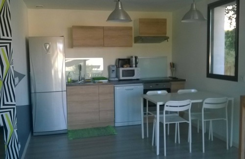 Labenne Apartment | Large lodge under the pines, quiet/garden, 2CH/beaches 3km/bbq+wifi/rated 3*.