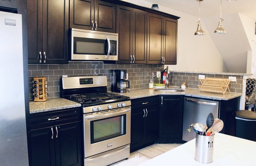 Northwest Philadelphia House | Large luxurious home awaits. Sleep 16 adults for your next trip to Philly!