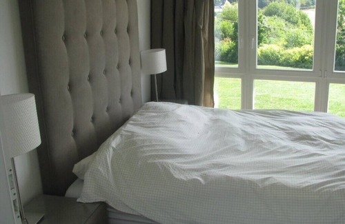 Tellig House | Large, luxurious holiday home with views Größzügigem (10/12 pers.)