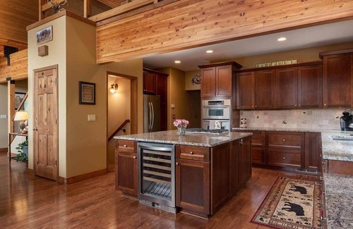 Lake Davis Ski Chalet | Large Luxury Cedar Home in the Forest at Lake Davis near golf courses - 3NightM