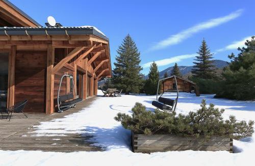 Praz-sur-Arly Ski Chalet | Large luxury chalet Megeve