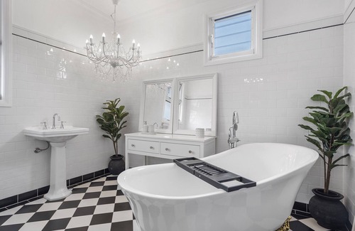 Burleigh Waters Apartment | Large Luxury studio, close to beach, newly renovated, deck, BBQ, carport