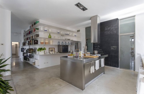 Esquilino Apartment | Large Luxury Sunny Apartment on Garden Square