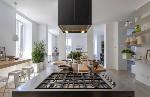Esquilino Apartment | Large Luxury Sunny Apartment on Garden Square