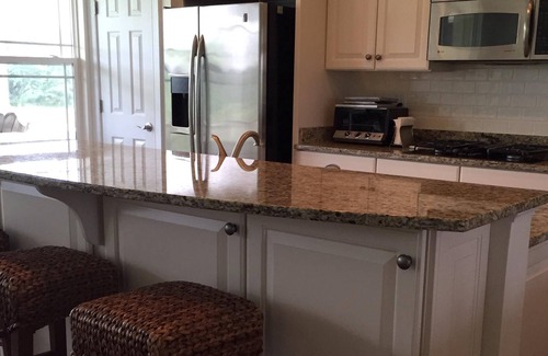 Cambridge House | Large Luxury Townhouse with Elevator adjacent to the Chesapeake Hyatt
