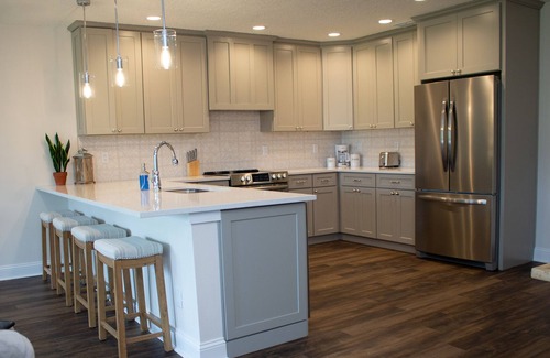 Isle of Palms House | Large Marsh View Home - Near Mayo Clinic and Beaches