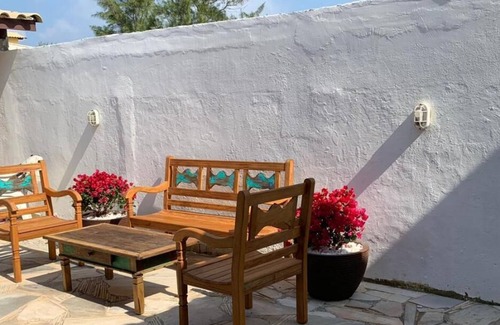 Sao Vicente de Paula House | Large Modern Beach House with Pool, Barbecue Area, Lounge and Relaxing Area.