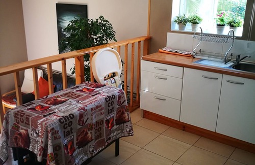 Macastre Villa | Large Modern Villa, Great For All The Family, Private Pool and Lots More