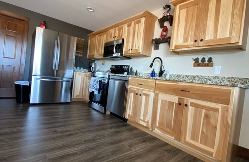 New Lisbon House | Large Multifamily Beach Front Lake Home Near WI Dells