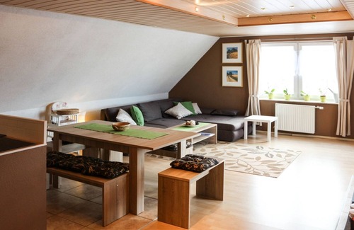 Mecklenburger Seenplatte Apartment | Large new. 4 Room-apartment in Neubrandenburg