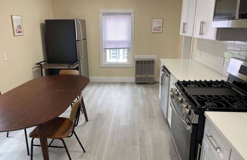 Ocean Grove Apartment | Large Newly Renovated Top Floor Beach Apt 20