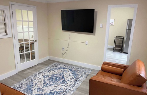 Ocean Grove Apartment | Large Newly Renovated Top Floor Beach Apt 20