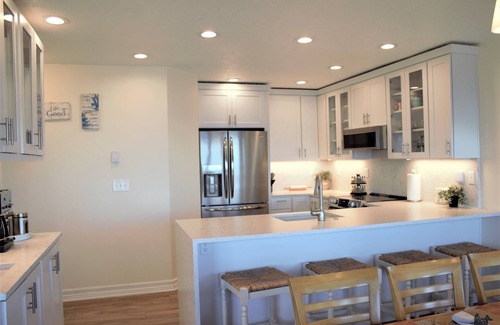 Oceanside House | Large Ocean View Home with Guest Quarters Close to the Beach Four Large Decks