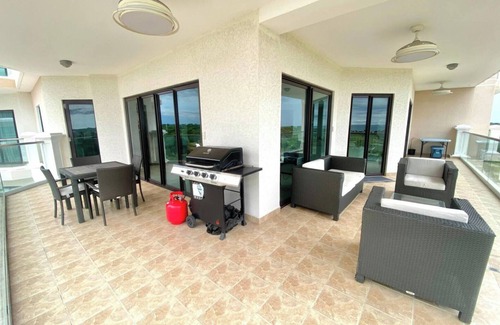El Palmar Condo | Large Oceanview 4 bedroom condo in beautiful Vista Mar - 10 mins from Coronado