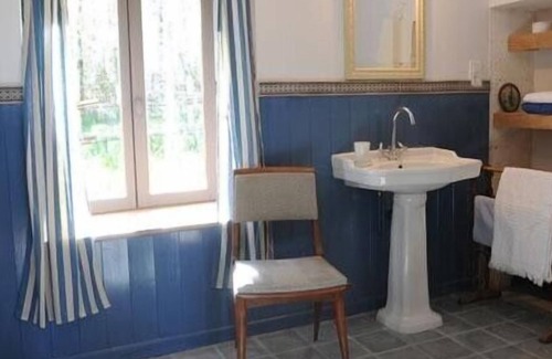 Saint-Front-sur-Nizonne House | Large old house, quiet with private pool