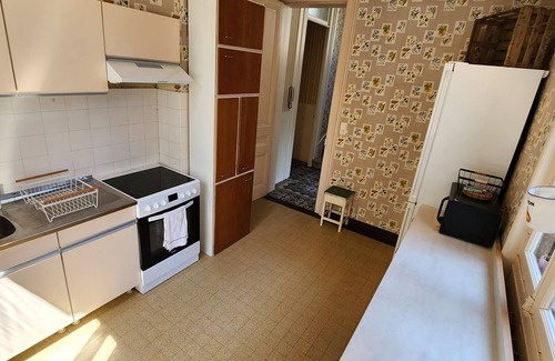 Saint-Charles du Port House | Large old house. In the heart of town, 15 minutes from the beach!