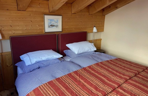 Murren Apartment | Large penthouse apartment with pool and spa in Murren, Switzerland