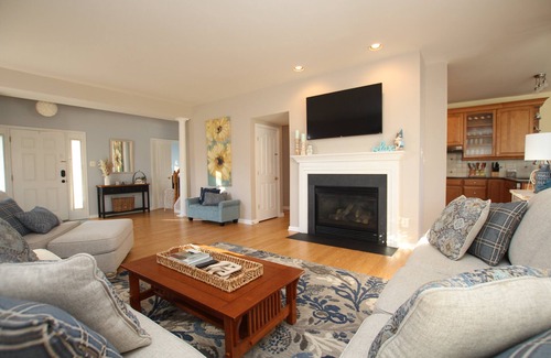 Rehoboth Beach House | Large pet friendly home located near the beach, shopping and restaurants! NOW BOOKING 2025!