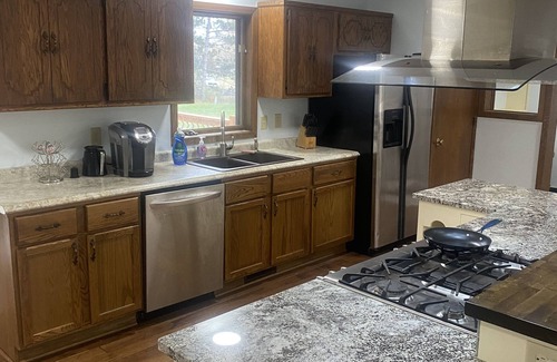 Otsego House | Large pet friendly, kid friendly house! 35 minutes from US Bank Stadium etc.