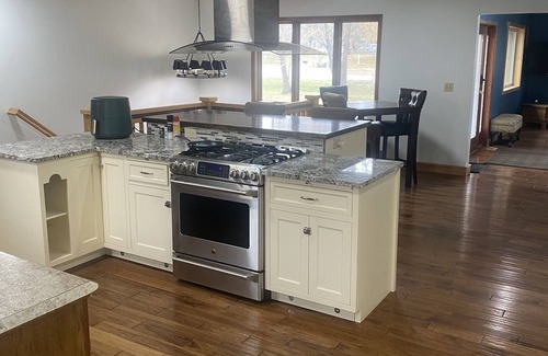 Otsego House | Large pet friendly, kid friendly house! 35 minutes from US Bank Stadium etc.