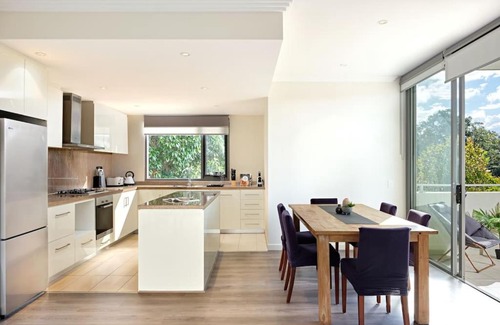 Warrawee Apartment | Large Premium Warrawee Apartment with Parking A401