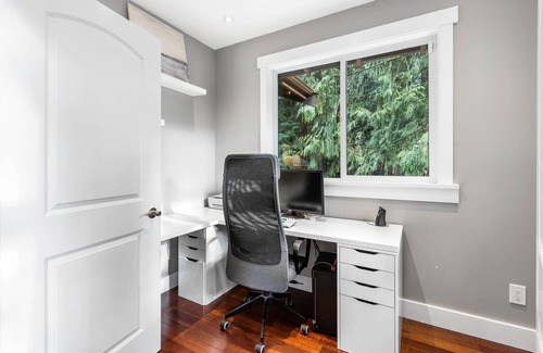 Maple Ridge House | Large Private Family-Friendly House