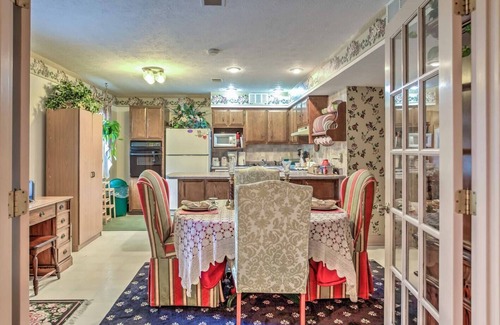 Danville House | Large & Private Guest House Apt w/Patio + Views!nn