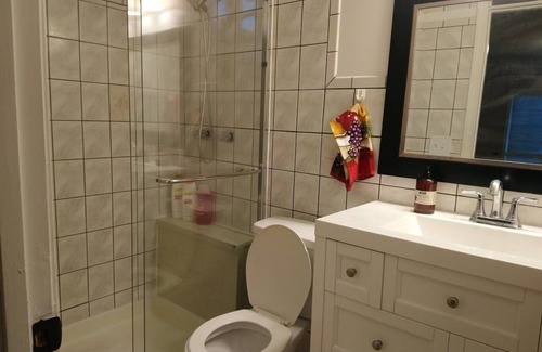 Broadmoor House | Large private home, free parking & near SFO and SF