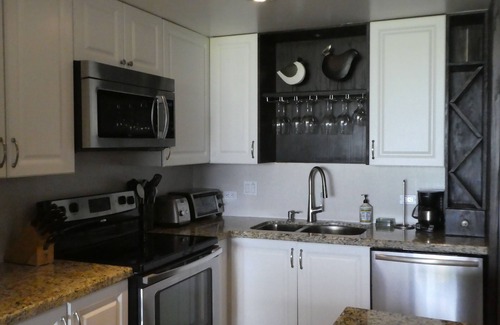 Kihei Condo | Large Private Lanai with Ocean View