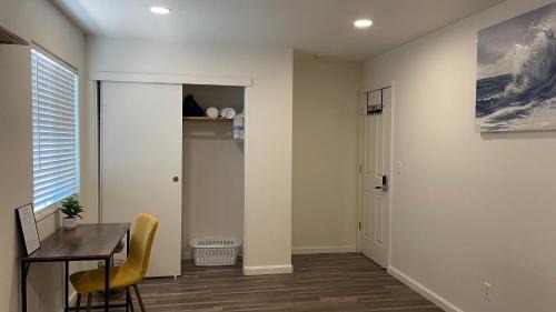 West Sacramento House | Large Private Room near Downtown Sac & Airport