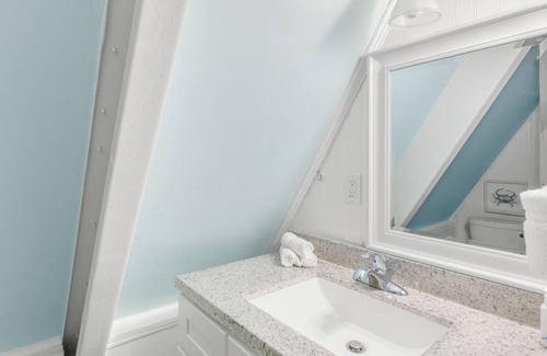 Gulfview Heights House | Large Private Heated Pool - Pet Friendly - Close to the Beach