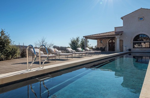 Lagarde-d'Apt House | Large property for rent in Provence: Lavande et Merveilles
