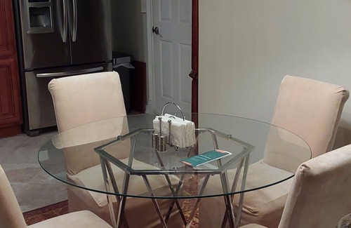 Smyrna House | Large Ranch home w/2 beds/2 living/2bath near Braves Stadium