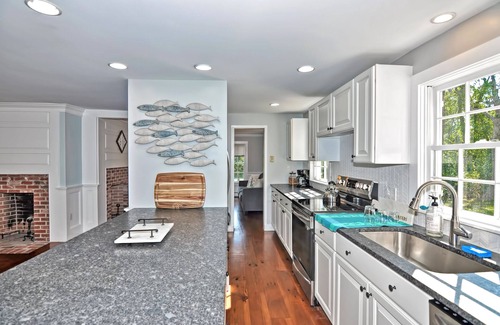 North Truro House | Large, Renovated, Pet Friendly home w/room for everyone! Close to everything.