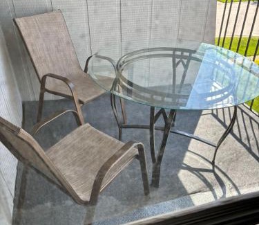 Elk Grove Village House | Large room with balcony in private home in Elk Grove