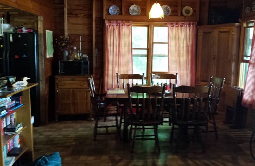 Parsonsfield Cottage | Large Rustic Lakeside Cottage In Southern Maine, Family Friendly, Pets Welcome