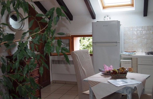 Sainte-Lucie-de-Tallano Cottage | Large studio a small love n est. furnished accommodation 3 *