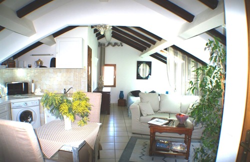 Sainte-Lucie-de-Tallano Cottage | Large studio a small love n est. furnished accommodation 3 *