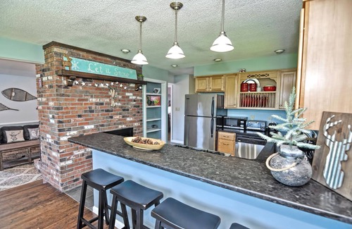 Bethlehem House | Large Secluded home with Mountain Views. Close to Skiing, Snowmobile, Hiking