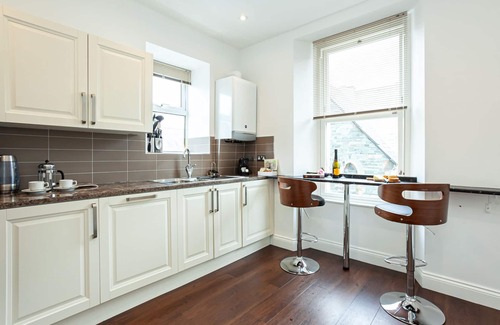 Keswick Apartment | Large self contained Keswick town centre apartment, free parking for 1 car.