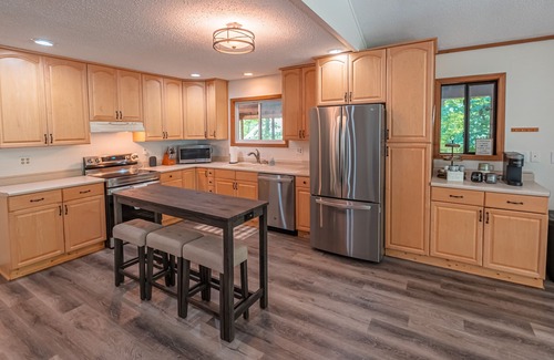 Hamlin Ski Chalet | Large, spacious Chalet-in amenity filled Hideout