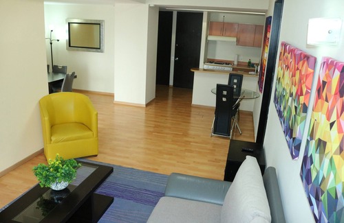 Colonia Centro Apartment | Large & Spacious 3 BDRM 809