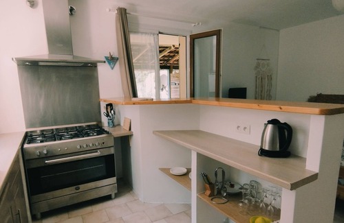 Sarrola-Carcopino House | Large studio on the ground floor of a villa at the entrance to Ajaccio