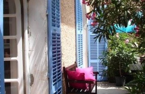 Monticello Apartment | LARGE STUDIO IN VILLAGE HOUSE NEAR THE SEA