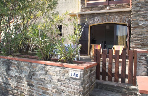 Collioure Apartment | LARGE STUDIO WITH TERRACE. NEAR SEA.POOL